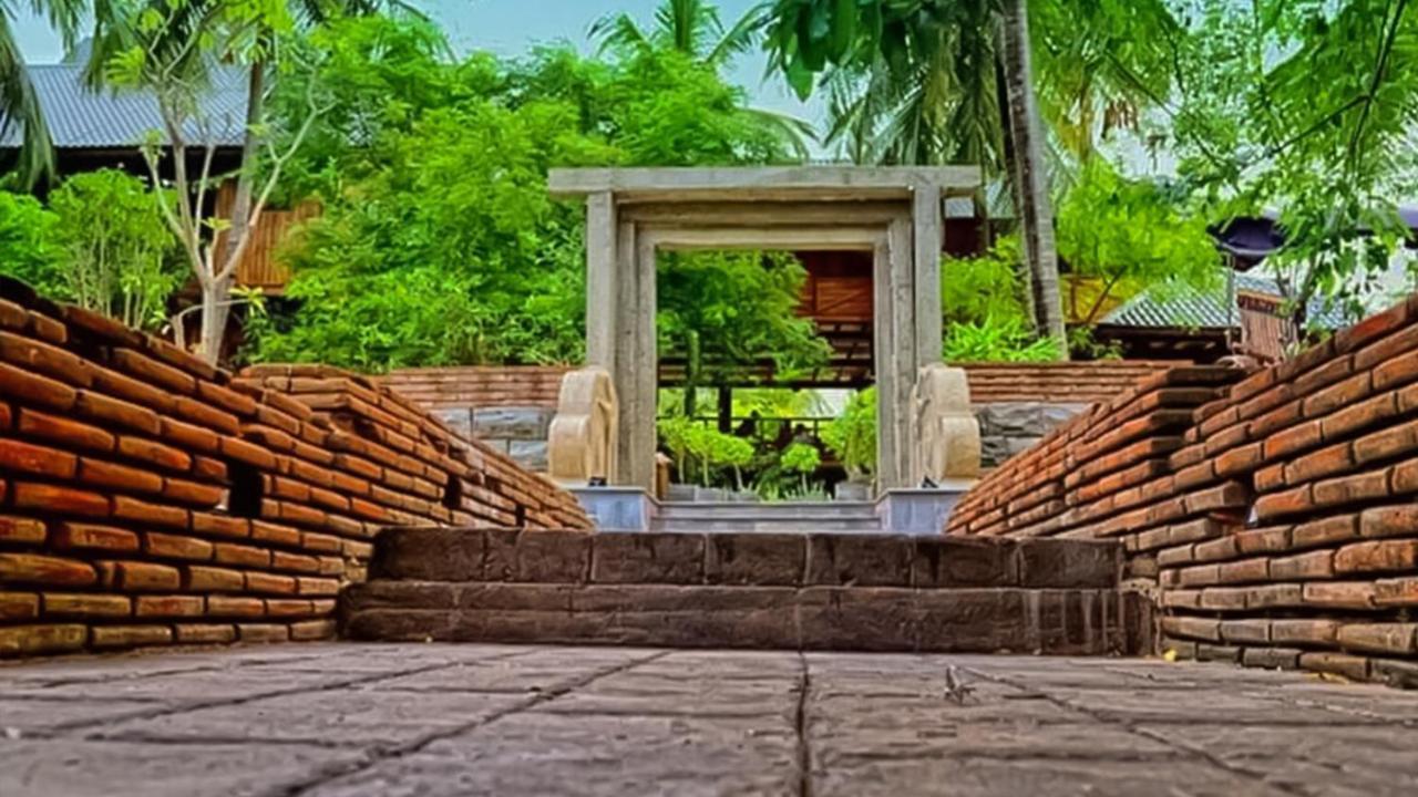 Silver Crown Nature Resort Kombichankulama Екстериор снимка