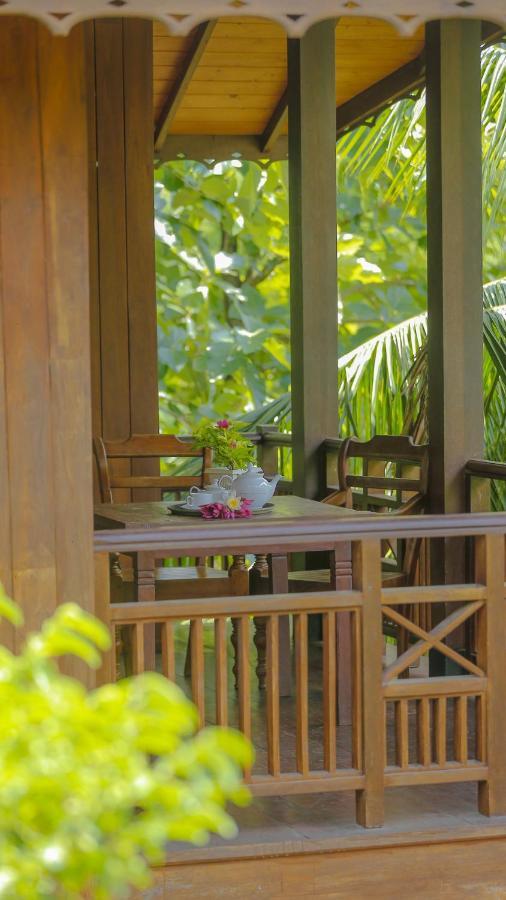 Silver Crown Nature Resort Kombichankulama Екстериор снимка