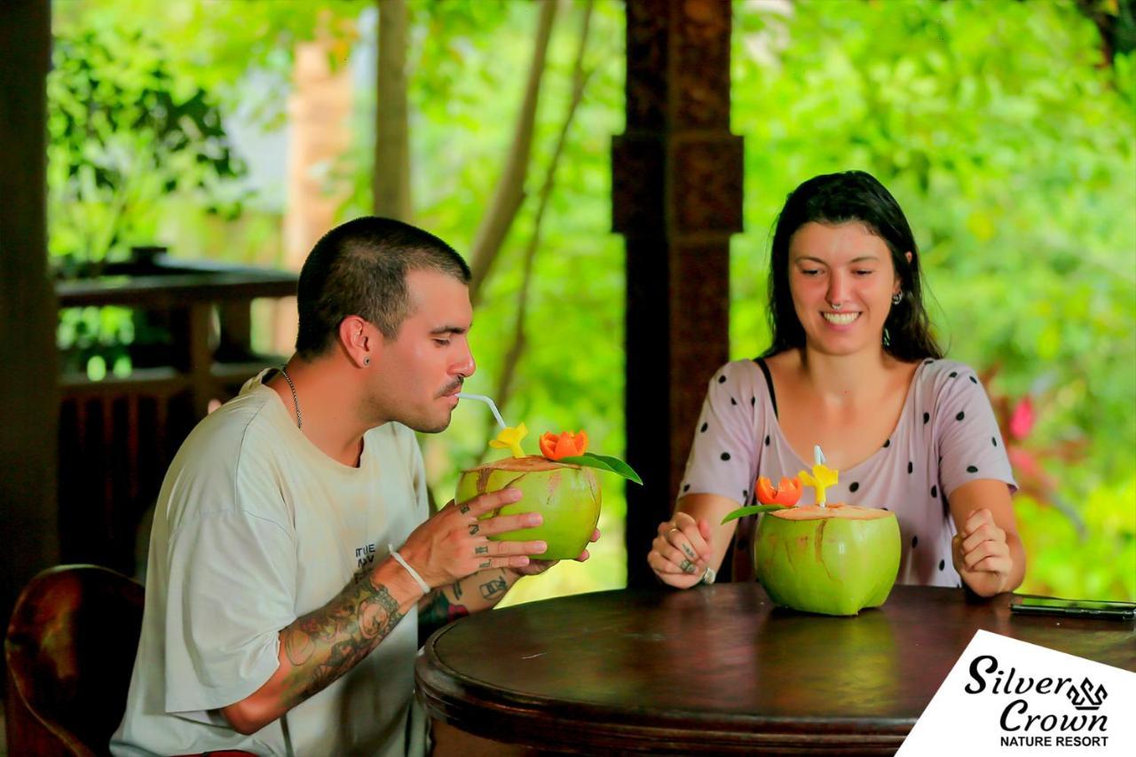 Silver Crown Nature Resort Kombichankulama Екстериор снимка